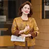 Novo look de outono em estilo chinês para mães: um cardigã retrô estilo chinês com botões decorativos, um top estiloso de gola redonda, com caimento solto, para mulheres de meia-idade e idosas
