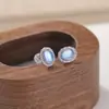 Pendientes de botón Yilu de Plata de Ley S925 Aguamarina Simples Versátiles Geométricos Facetados Pendientes de botón para el día a día Joyería al por mayor