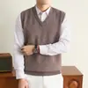 Chaleco de lana con cuello en V, engrosado para otoño e invierno, chaleco de punto sin mangas para hombre con patrón de rombos, capa interior, suéter jacquard, chaleco para hombre