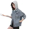 Chaqueta de mezclilla con capucha bordada para mujer, nuevo estilo coreano 2025, chaqueta de béisbol versátil suelta de manga larga, color de la imagen, otros colores disponibles