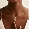 Colar Cruzado Novo Estilo Transfronteiriço Europeu e Americano, Corrente de Clavícula Simples e Única, Design de Nicho da Moda para o Dia a Dia, Artístico para Mulheres