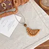 Collar Tejido Estilo Bohemio Étnico Corazón de Amor Luna para Mujer, Diseño Largo Vintage con Colgante Único