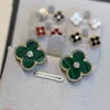 Nuevos Pendientes de Trébol de Cuatro Hojas con Diamante para Mujer Acero de Titanio 18K No se Desvanecen Versátiles Populares Pendientes de Nácar Versión Alta