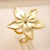 Anillo de acero inoxidable estilo europeo y americano para mujer, personalidad de alta calidad, joyería de acero de titanio, soldadura por presión de aceite, flor de marca, anillo abierto, fábrica de venta al por mayor