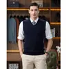 Colete suéter de malha masculino de inverno, forrado com fleece, grosso, gola V, cor sólida casual, camada interna térmica para homens de meia-idade