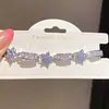 Pulseira com Fecho de Flor de Zircônia, Pulseira de Moda Personalizada e Exquisita, Luxo Leve, Sensação de Alto Padrão, Acessório de Mão Versátil, Design Único