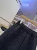 Shorts de Punto Trenzado Vintage para Mujer, Nuevo Ajuste Holgado, Shorts Adelgazantes de Color Sólido a la Rodilla, Pantalones Versátiles Casuales Deportivos de Corte A