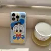 Pato Versão Q Fofo Adequado para Capa de Celular Iphone16Promax Apple 15Pro Japonês e Coreano 14 Pingentes Divertidos 13