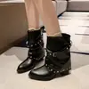Botas negras de tacón alto para mujer, nuevo estilo otoño 2026, talla pequeña, combinadas con faldas, efecto adelgazante, estilo coreano, botines
