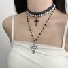 Collar de Cadena Oscura para Clavícula Estilo Punk Ins Vintage Colgante de Cruz Perla Negra en Cascada Todo Fósforo Cadena de Cuello Picante de Alta Calidad