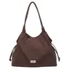 Bolsa tote grande e estilosa para mulheres, perfeita para o trabalho e o trajeto no outono e inverno, nova coleção 2026, uma bolsa de ombro versátil e única