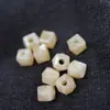 Acrílico Dos Tonos Agujero Grande Patrón Cuadrado Campana Colgante Cinturón de Traje de Baño Joyería DIY Cuentas Decorativas Joyería