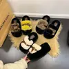 Chinelos fofos de fivela de couro, simples e estilosos, para mulheres, outono e inverno, sola grossa, quentes, podem ser usados fora de casa, versáteis, para pessoas preguiçosas, chinelos de tira única, dopamina