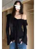 Camiseta Base Negra con Volantes Hombros Descubiertos para Mujer, Nuevo Top Camisola de Tejido Fino Hombros Descubiertos, Puro Deseo, Colección Primavera Temprana 2026