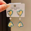 Pendientes de Borla de Cristal de Resina Incrustados de Diamantes con Forma de Rombo Lujo Accesible Ganchos de Oreja de Gama Alta Moda Personalizable Pendientes Versátiles para Mujer