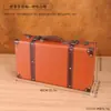 Maleta vintage de couro PU com estrutura de madeira, um conjunto de caixas de armazenamento, usada para vitrines de lojas, adereços de fotografia e fins decorativos