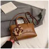 Bolsa Satchel Coreana de Grande Capacidade Pequena Quadrada Moda Retrô Bolsa de Ombro para o Dia a Dia 2025 Outono Bolsa Transversal de Aparência Elegante para Mulheres
