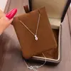 Colar de Prata Esterlina S925 Oval Rosa Pequeno Diamante Luxo Leve Doce Moda Nicho Alto Padrão Estilo Menina Rica Corrente para Clavícula de Socialite