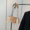 Mini bolsa pequena de alto valor feminina verão 2022 nova moda na internet design de nicho bolsa transversal de ombro com corrente