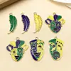 Máscara Criativa de Desenho Animado 7 Óleo Pingando Festival Carnavalesco Irlandês Máscara de Rosto Sorridente Pingente de Pena Acessórios para Joias DIY