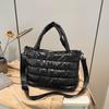 Ropa de Algodón Bolso de Mujer Otoño e Invierno 2023 Nuevo Bordado Algodón Espacial Bolso de Hombro de Moda Bolso Cruzado Brillante para Mujer