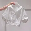 Elegante Camisa Blanca de Manga Corta Estilo Francés con Cuello Campana para Mujer, Nuevo Modelo Verano 2025, Diseño de Lujo Ligero