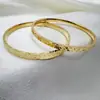 Pulsera de Hielo Triturado Brillante para Mujer, Alta Retención del Color, Lujo Ligero, Diseño de Nicho, Pulsera Cerrada de Oro Triturado, Accesorio de Joyería