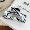 Nuevo Pinza para el Cabello Color Caramelo Francés Pinza de Tiburón Rayas de Colores Grandes Pinza para el Cabello Accesorios para el Cabello para Mujeres en la Parte Posterior de la Cabeza