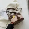 2025 Verão Nova Bolsa Retrô de Cor Contrastante para Mulheres Bolsa Niche Moderna de Alto Valor Bolsa Transversal para Mulheres