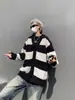 Suéter Cárdigan de Terciopelo de Visón de Alta Calidad con Cuello en V Contrastante para Hombre Marca de Moda Perezosa Chaqueta de Punto a Rayas Holgada para Pareja