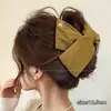 Grampo de cabelo de temperamento de alta qualidade acessório de cabelo luxo leve outono e inverno grampo tubarão grampo 2026 novo estilo coreano grampo de garra triangular