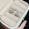 Anel Popular de Pérola de Cristal com um Toque de Luxo Discreto, Design de Luxo Leve, Anéis de Casal Ajustáveis Abertos para Mulheres