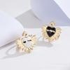 Nuevo broche en forma de corazón hebilla de bufanda de seda estilo neutro europeo y americano joyería estilo frío elegante anillo de amor en stock venta al por mayor