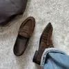 Versão em Couro~25 Anos de Novo Retro Bico Redondo Suede Pregueado Salto Bloco Mocassins para Mulheres, Versátil para o Trabalho e o Dia a Dia