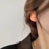 Nuevos aretes de aro de moda para mujer, ear cuffs únicos, aretes simples y elegantes en forma de diamante, lujo ligero y exquisitos accesorios para orejas