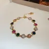 Pulsera Flor de Circonita Chapada en Oro Real Nicho Dulce Versátil Pulsera Temperamento Lujo Ligero Joyería de Gama Alta para Mujeres Al Por Mayor