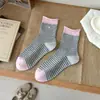 Calcetines Finos de Rayas de Media Pantorrilla para Mujer para Primavera y Verano con Puños Acanalados de Bloques de Color, Bordado de Corazón, Versátiles Estilo Universitario Calcetines Sin Costuras