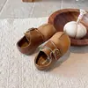 Zapatos Birkenstock Retro de Cobertura Total para Mujer 2026 Nuevo Estilo Otoño Versátiles con Faldas Slip-on Planos Casuales Zapatos Individuales Birkenstock
