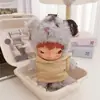 Solo ropa de muñeca: Colgante de muñeca de peluche de vinilo de la serie Hirono Road Log, conjunto de ropa para muñeca Hirono, abrigo, sombrero