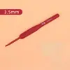 Venta al por mayor del fabricante Juego de ganchillos de mango suave rojo Herramientas de tejer hechas a mano para bricolaje para principiantes Suéter de ganchillo Gancho de ganchillo antideslizante