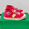 Zapatos Casuales de Lona Pareja Europea Zapatos de Mujer Nuevos Zapatillas de Encaje de Caña Baja Planos Zapatos para Conducir Viajar Zapatos de Hombre