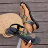 Sandalias Elásticas Transfronterizas Europeas y Americanas con Suela Gruesa para Mujer, Chanclas de Playa con Cuentas, Étnicas al por Mayor Tallas Grandes
