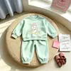 Lindo Conjunto para Bebé 2026 Nuevo Estilo Coreano Dibujos Animados Infantiles Estampado Conjunto de Dos Piezas Sudadera Deportiva Casual y Pantalones para Niñas
