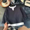 Ropa para Niños Estilo Nuevo Primavera y Otoño 2026 para Niños, Conjunto Falso de Dos Piezas para Niños