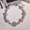 Pulseira de Rede Azul Dourada com Flor de Vidro Pérola Zircônia Brilhante Pulseira Elegante de Luxo Leve Joia de Mão Versátil da Moda