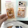 Capa de Celular Rilakkuma Sonolento com Estampa de Bolinhas Polaroid para iPhone 18 Pro Max, Modelo Novo Fofo para Apple 17/16
