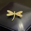 Broche Completo de Libélula Lindo Japonés para Mujer de Gama Alta Exquisito Pin Anti-luz Tarjeta de Pasador para Cuello Accesorios para Cardigan Traje