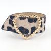 Moda Europea y Americana Hebilla Exagerada en Forma de Corazón Estampado de Leopardo Pulsera Ancha de Cuero Pu para Mujer Pulsera de Cuero Imitación de Pelo de Caballo Joyería Popular de Otoño e Invierno