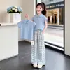 Conjunto de Camiseta Casual de Cuello Polo y Pantalones de Cuadros Azules para Niña, Atuendo de Dos Piezas Elegante de Manga Corta de Verano para Niños