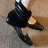 Botines Cortos Cuadrados Estilo Coreano Retro para Mujer 2026 Nuevos Versátiles Cremallera Trasera Huecos Aumentan la Altura de la Pierna Botas Adelgazantes